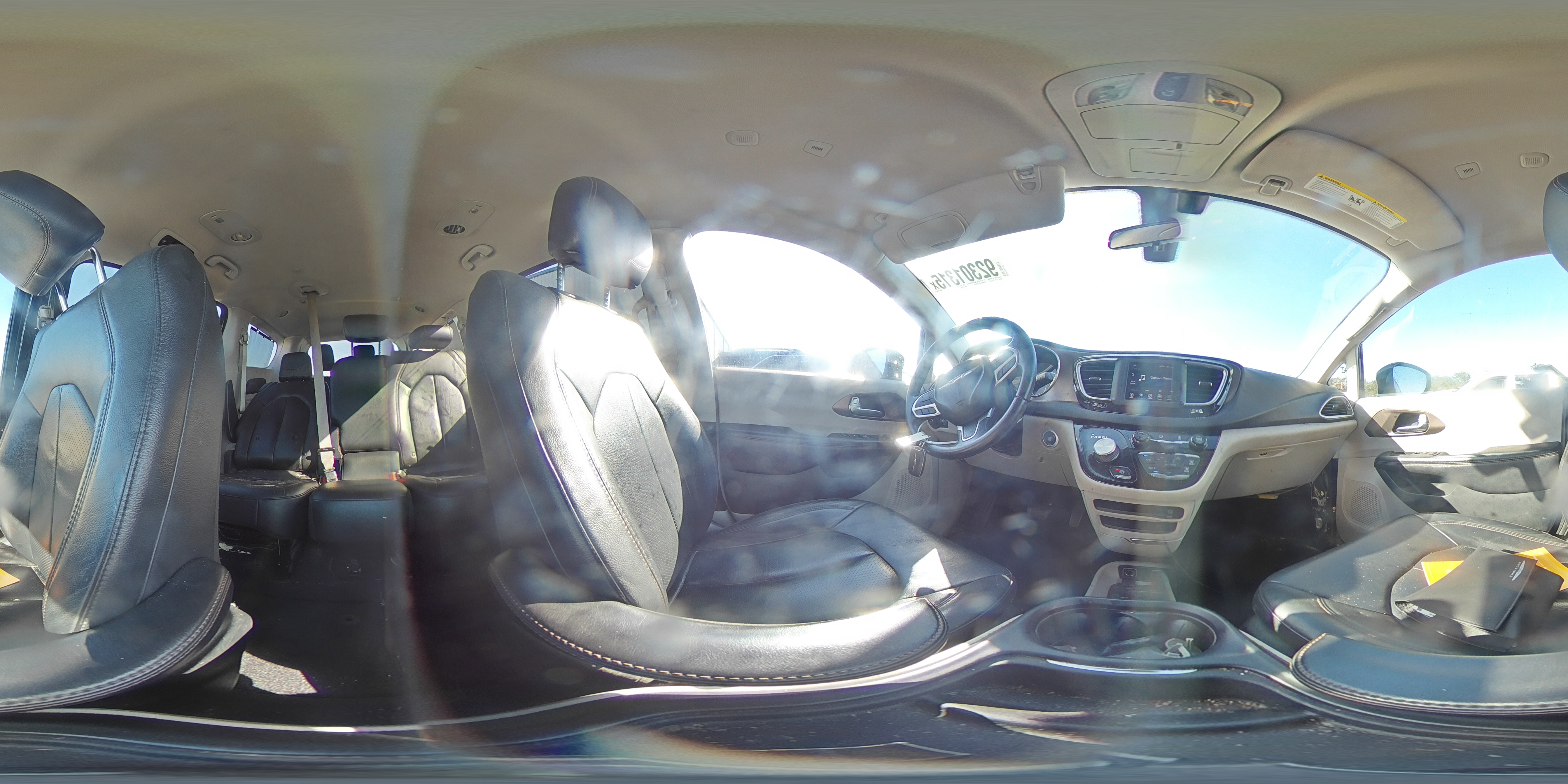 2018 Chrysler Pacifica Touring L VIN: 2C4RC1BG8JR317899 Lot: 92301315