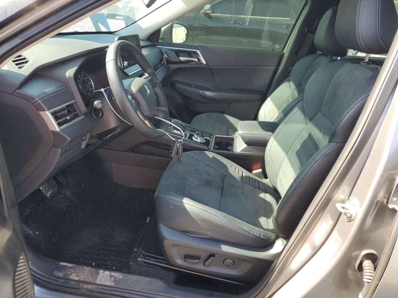 2023 Mitsubishi Outlander Se VIN: JA4J3UA83PZ011243 Lot: 93757715