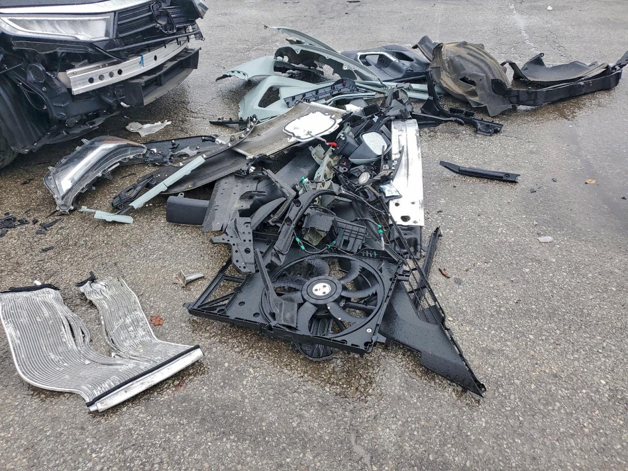 2022 Toyota Rav4 Xle Premium VIN: JTMA1RFV8ND086246 Lot: 93480795