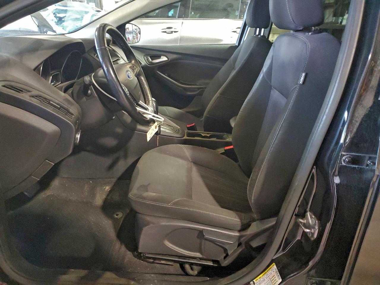 2015 Ford Focus Se VIN: 1FADP3F28FL382735 Lot: 94158765