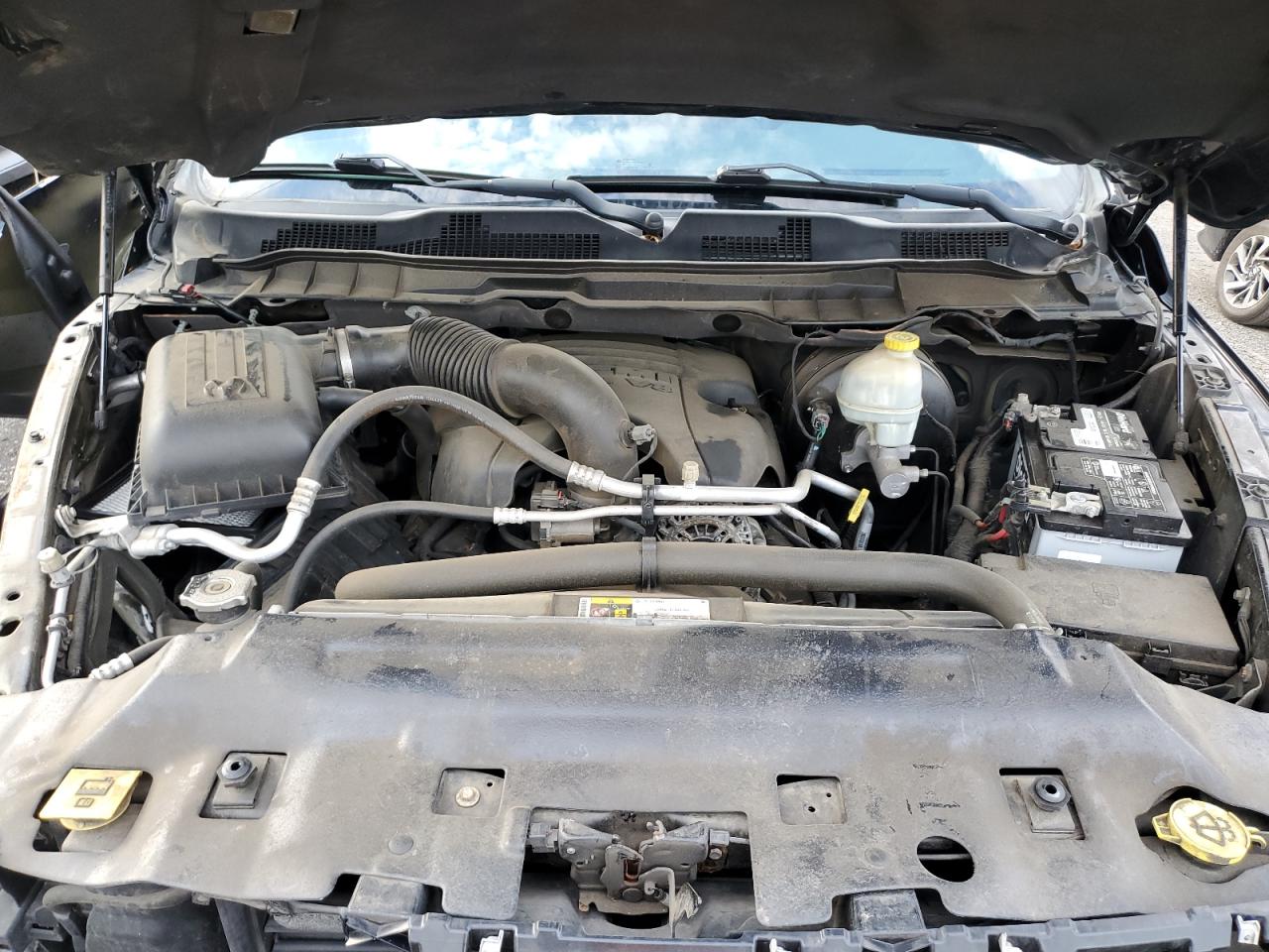 2014 Ram 1500 Sport VIN: 1C6RR7HT9ES470888 Lot: 90881495