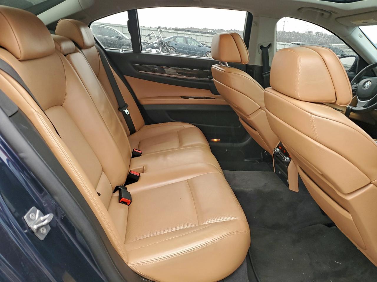 2012 BMW 750 Lxi VIN: WBAKC8C55CC437692 Lot: 93992745