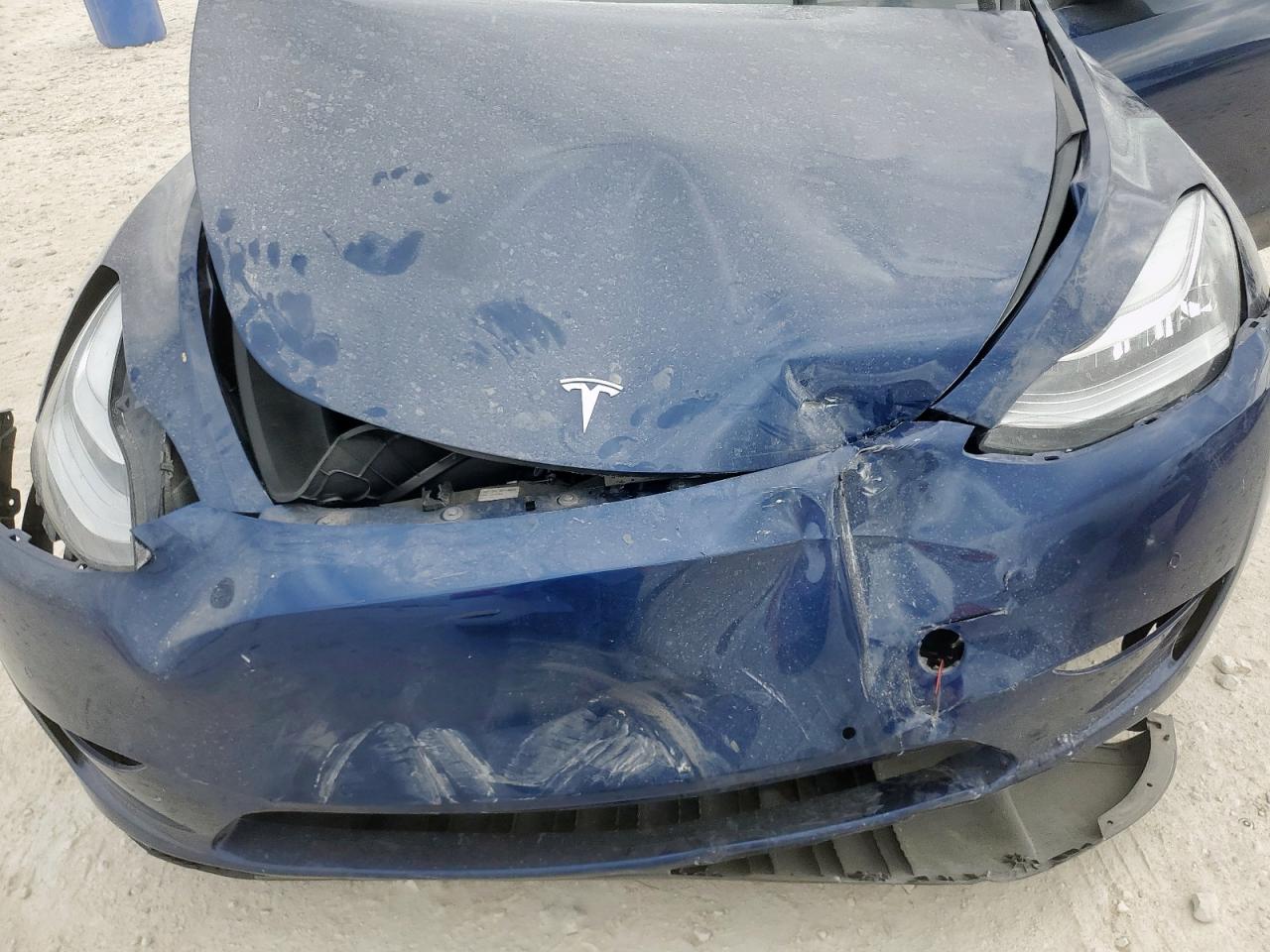 2022 Tesla Model Y VIN: 7SAYGDEE4NF355078 Lot: 93766075