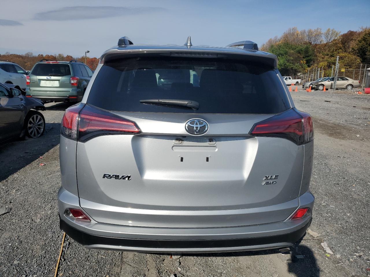 2018 Toyota Rav4 Adventure VIN: 2T3RFREV8JW822640 Lot: 91145005