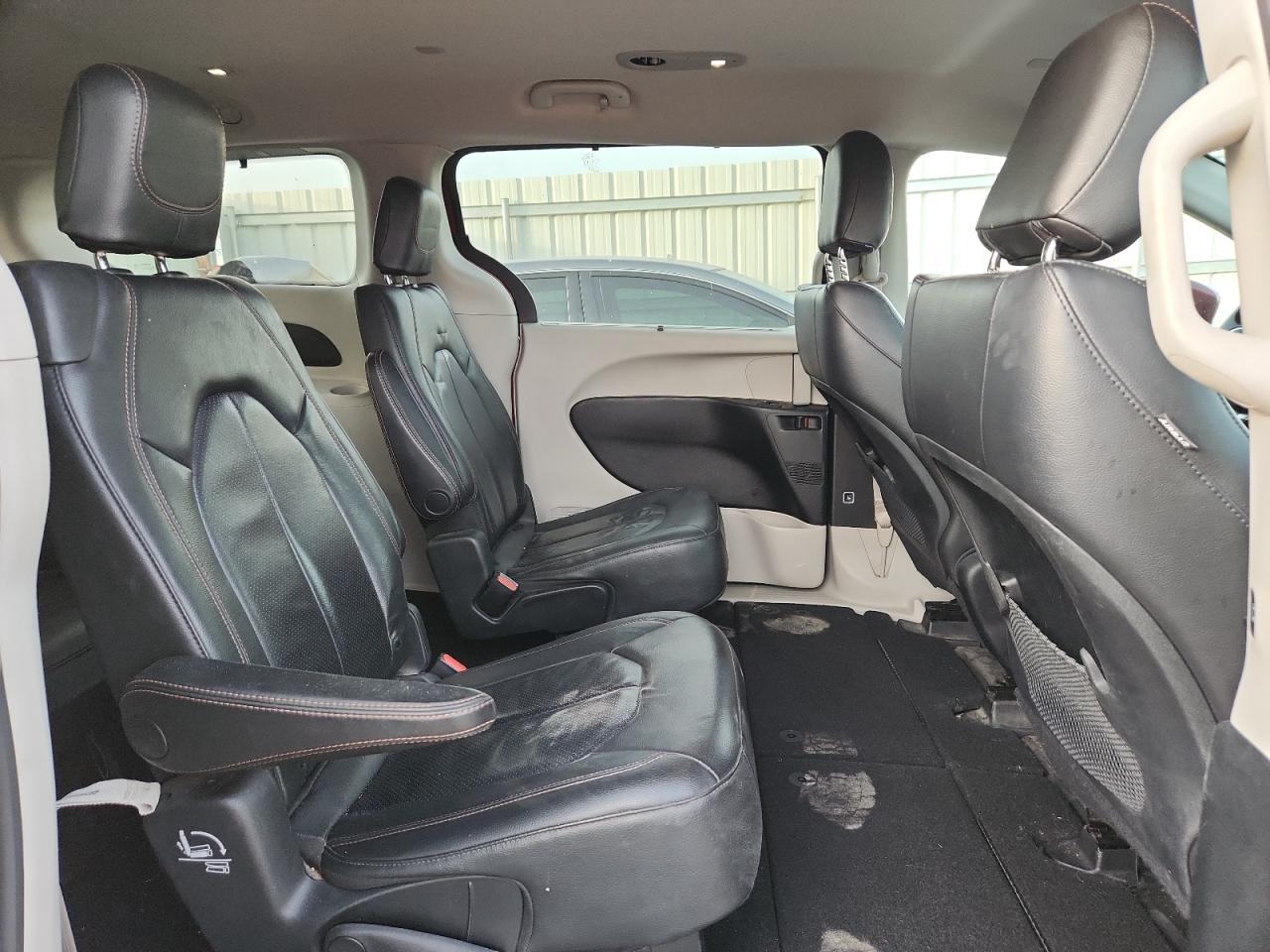 2019 Chrysler Pacifica Touring L VIN: 2C4RC1BG3KR560361 Lot: 91900695