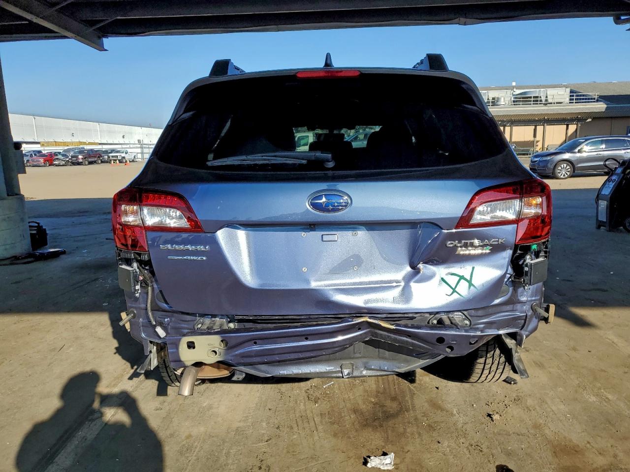 2017 Subaru Outback 2.5I Limited VIN: 4S4BSANCXH3382068 Lot: 94226135