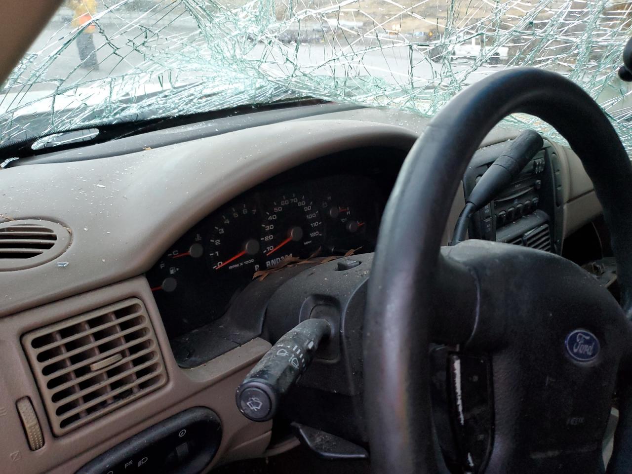 2004 Ford Explorer Xls VIN: 1FMDU72K94UC23239 Lot: 92909375