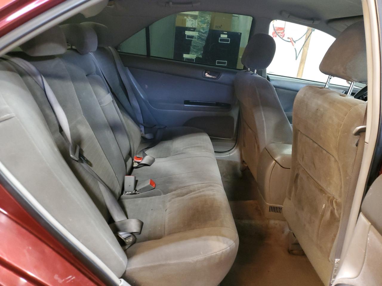 2005 Toyota Camry Le VIN: 4T1BE32K25U028890 Lot: 93280685