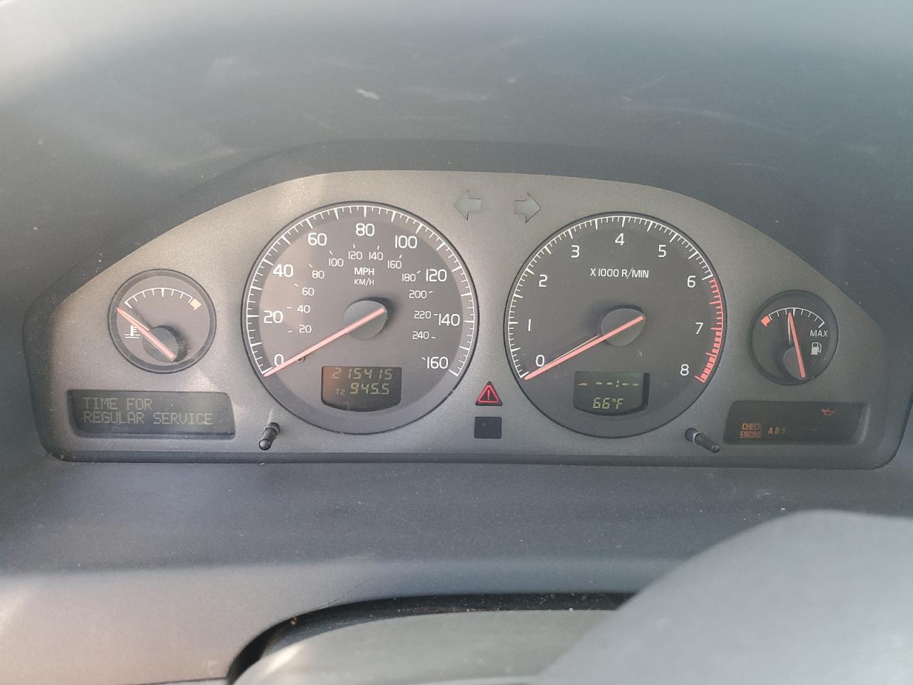 2002 Volvo V70 2.4T VIN: YV1SW58D722238540 Lot: 93523535