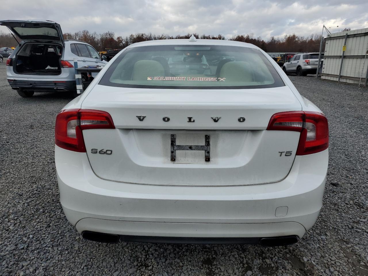 2014 Volvo S60 T5 VIN: YV1612FS4E2289434 Lot: 92227775