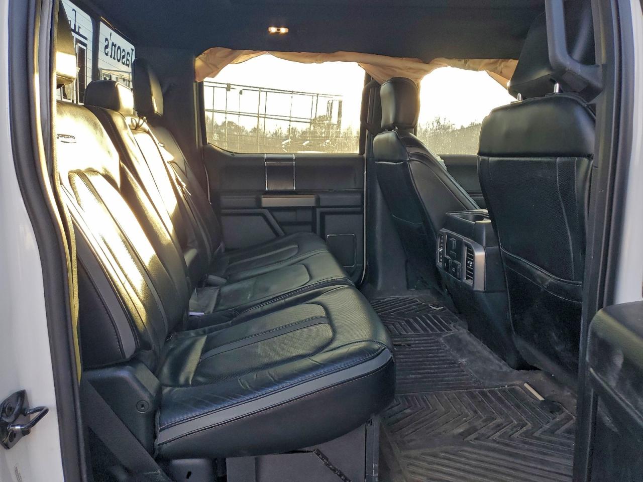 2018 Ford F450 Super Duty VIN: 1FT8W4DT5JEC90592 Lot: 94243445