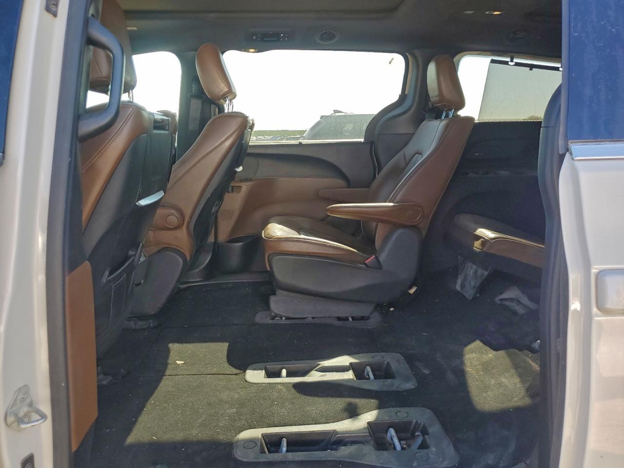 2020 Chrysler Pacifica Hybrid Limited VIN: 2C4RC1N74LR243721 Lot: 94254105