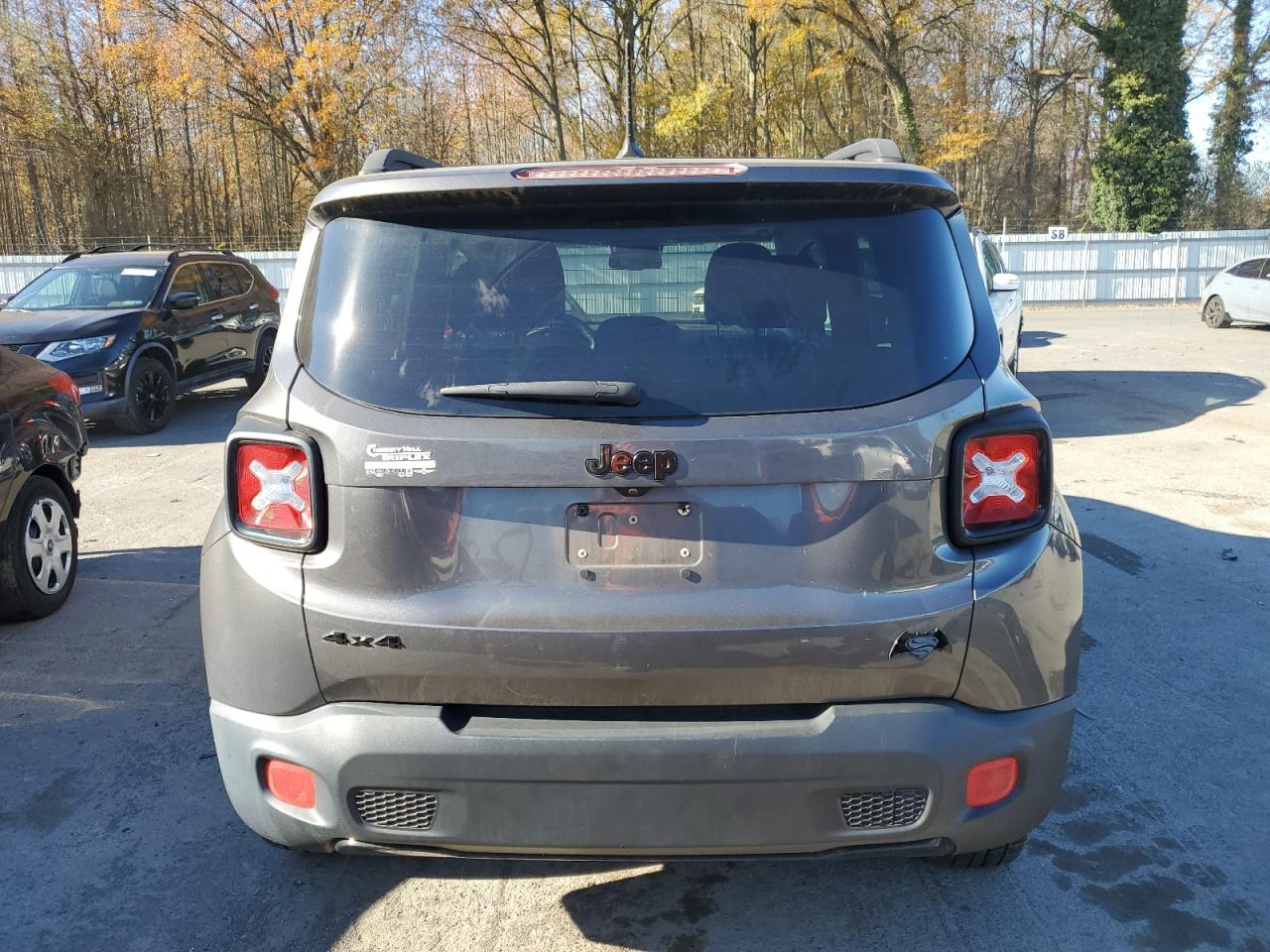 2016 Jeep Renegade Latitude VIN: ZACCJBBT9GPD23609 Lot: 90840645