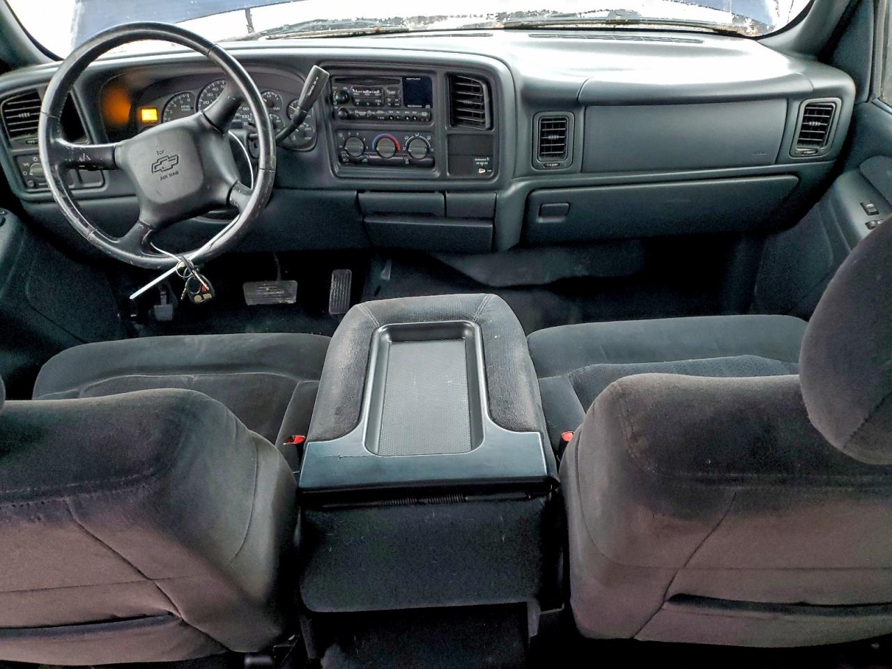 2001 Chevrolet Silverado C1500 VIN: 2GCEC19V311153155 Lot: 94033025