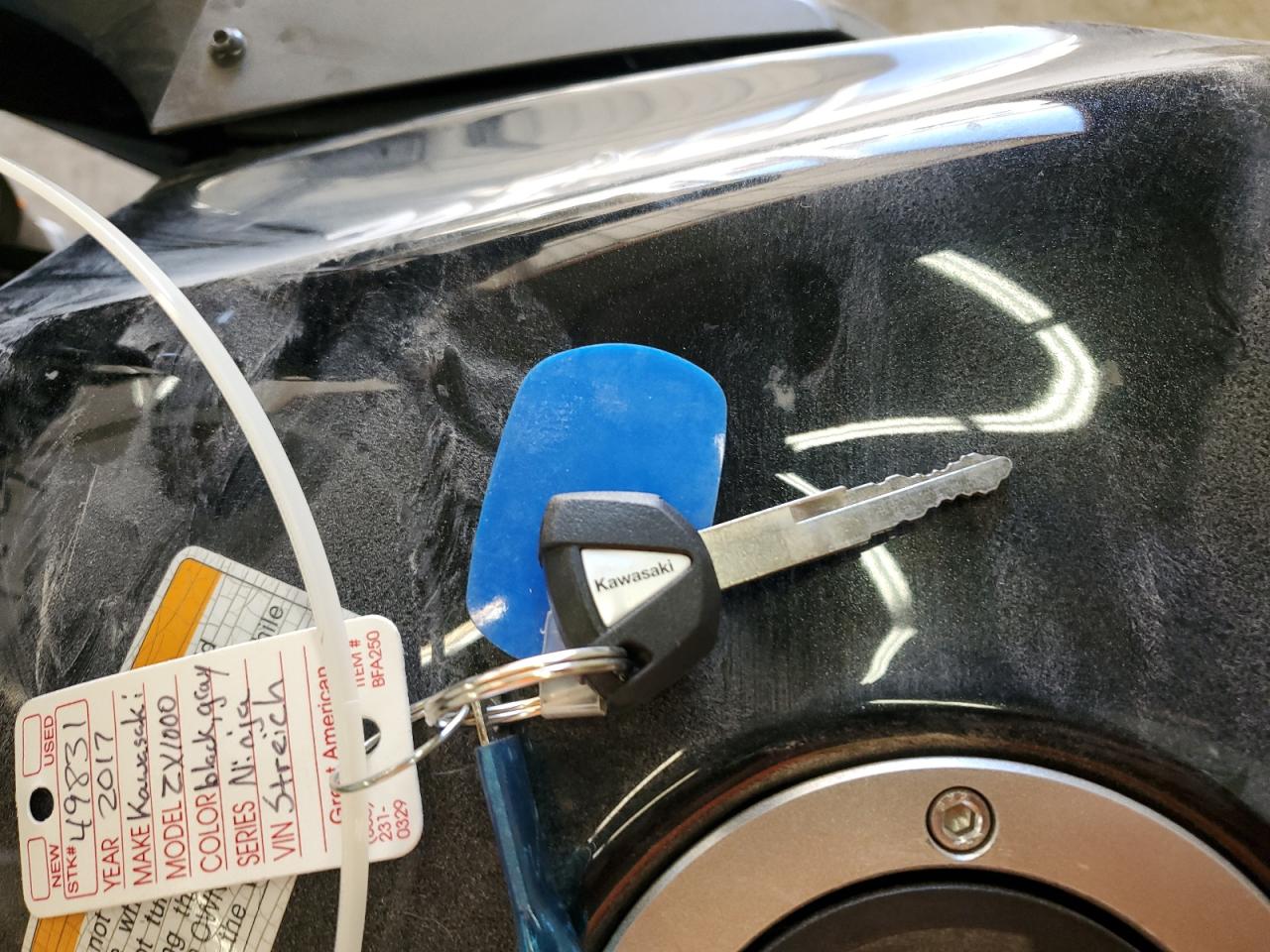 2017 Kawasaki Zx1000 W VIN: JKAZXCW18HA003085 Lot: 92233605