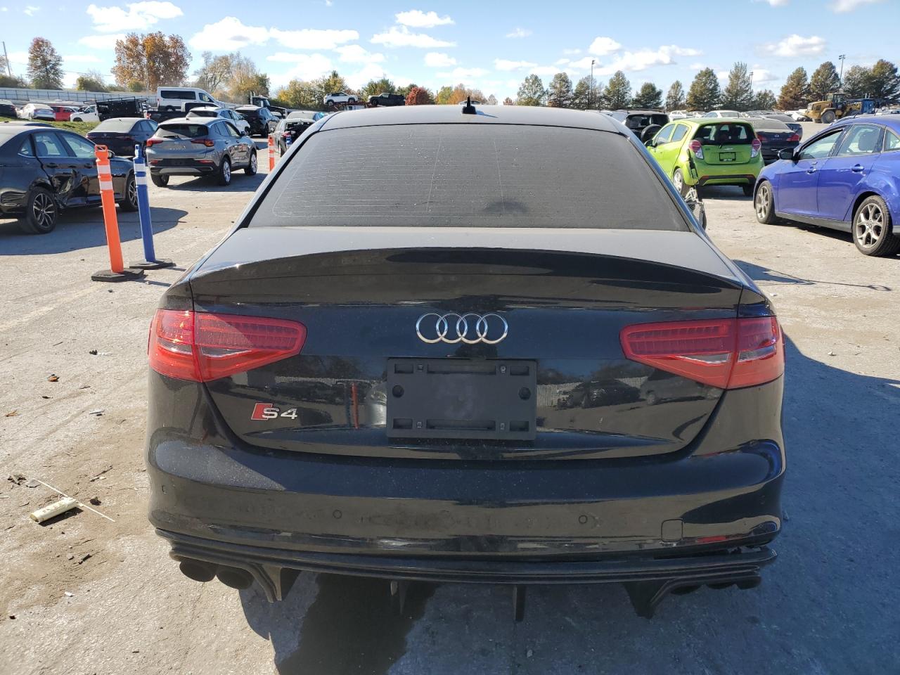 2015 Audi S4 Premium Plus VIN: WAUBGAFL3FA070944 Lot: 92167975