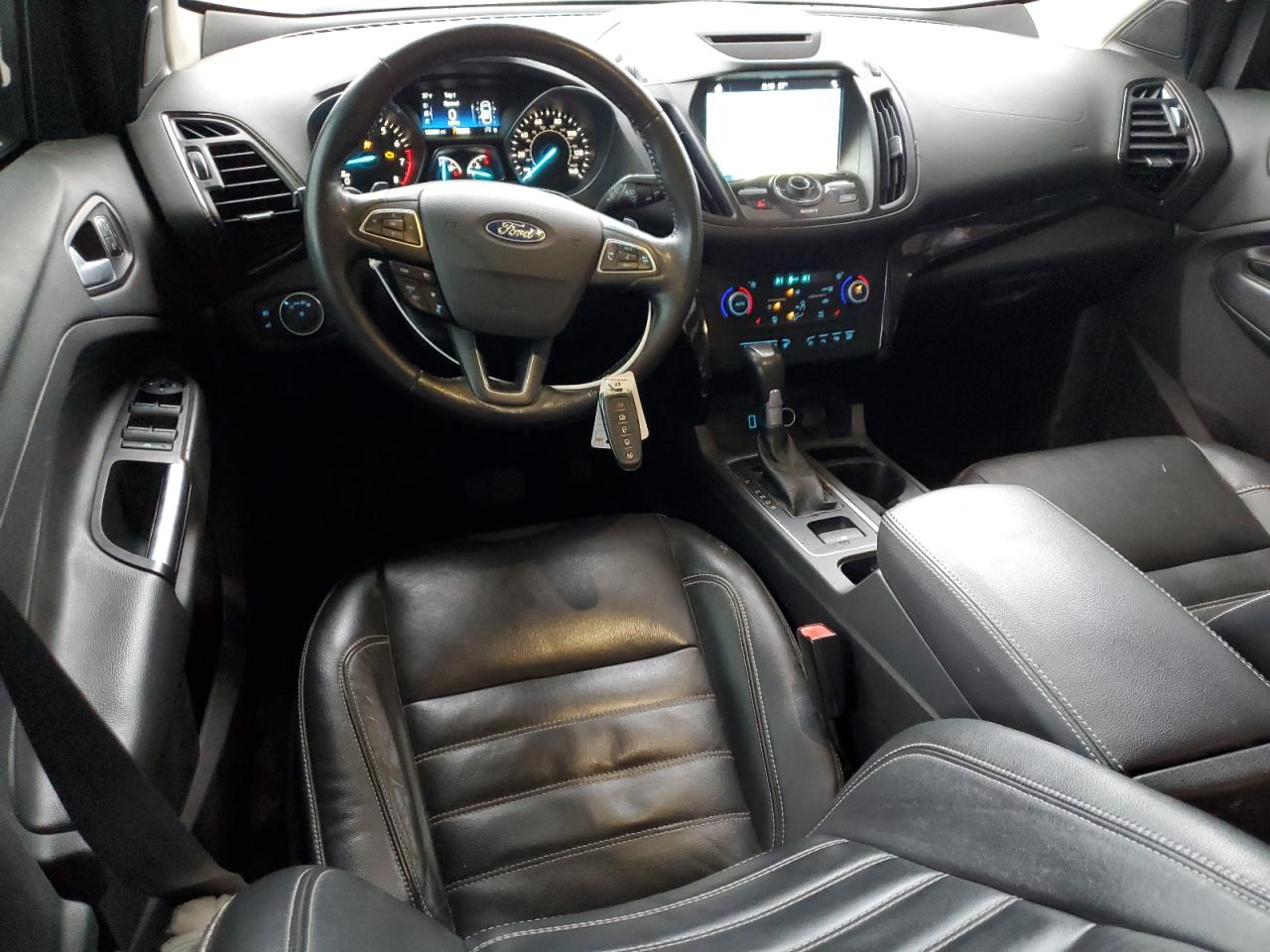 2018 Ford Escape Titanium VIN: 1FMCU9J95JUB15119 Lot: 92022545