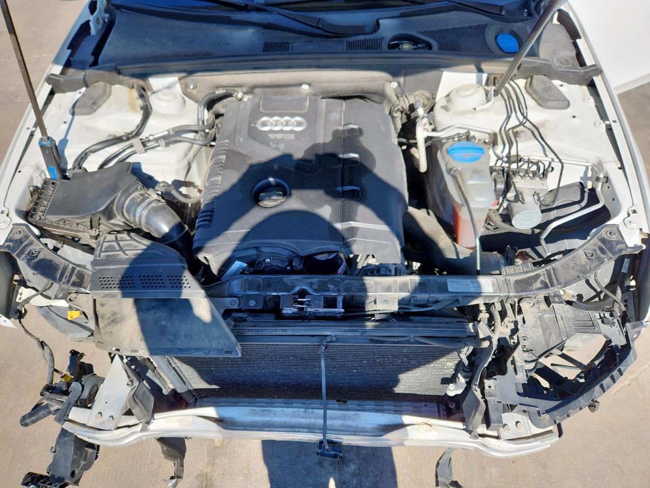 2015 Audi A4 Premium VIN: WAUBFAFL6FN028182 Lot: 91012875