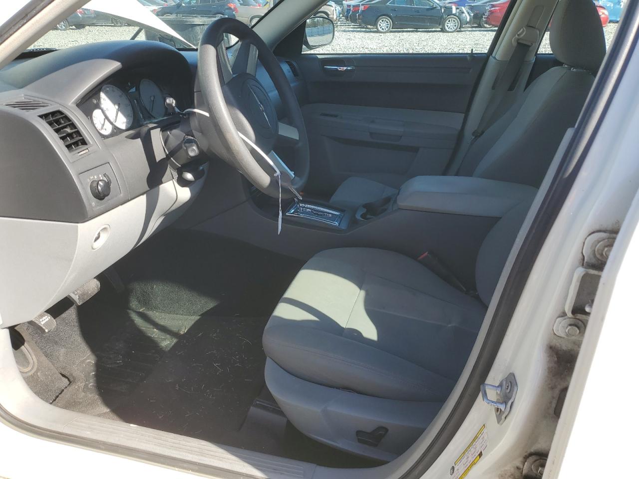 2007 Chrysler 300 VIN: 2C3KA43R37H828982 Lot: 90874585