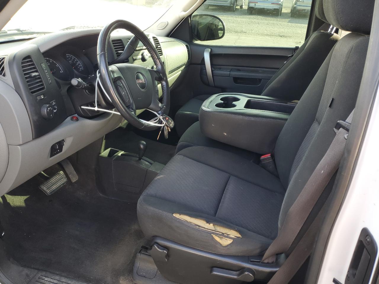 2011 GMC Sierra K1500 Sl VIN: 1GTR2UEAXBZ380926 Lot: 90017535