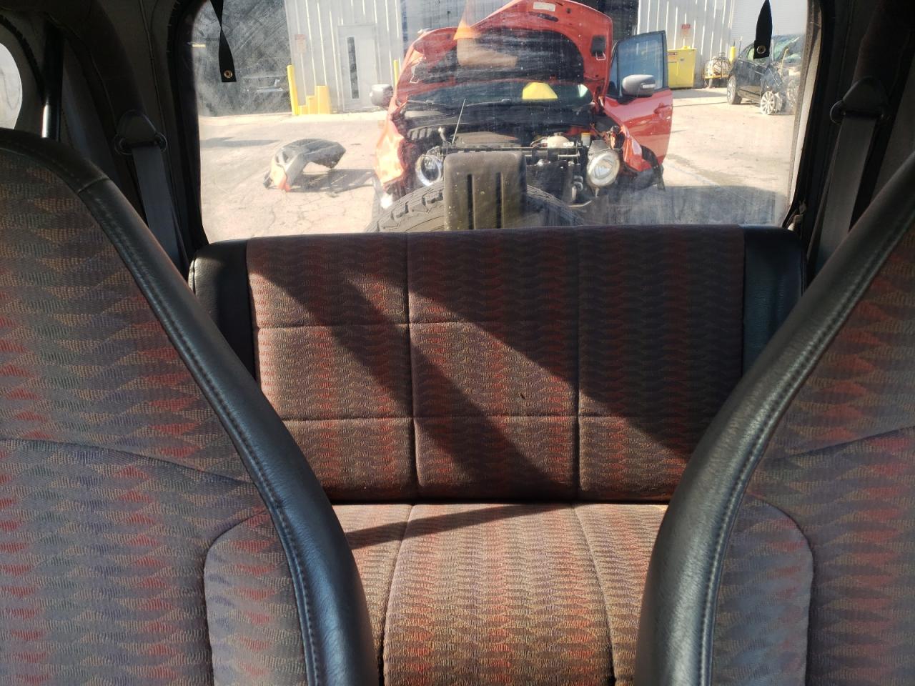 2000 Jeep Wrangler / Tj Se VIN: 1J4FA29P8YP803896 Lot: 90985115