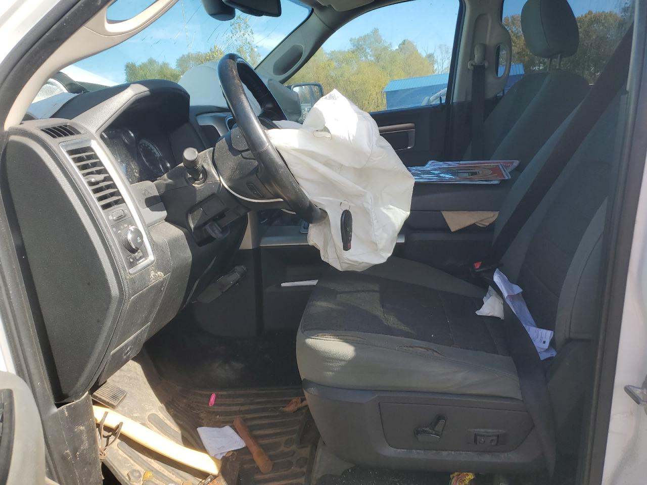 2015 Ram 1500 Slt VIN: 1C6RR7LM9FS628096 Lot: 90879375