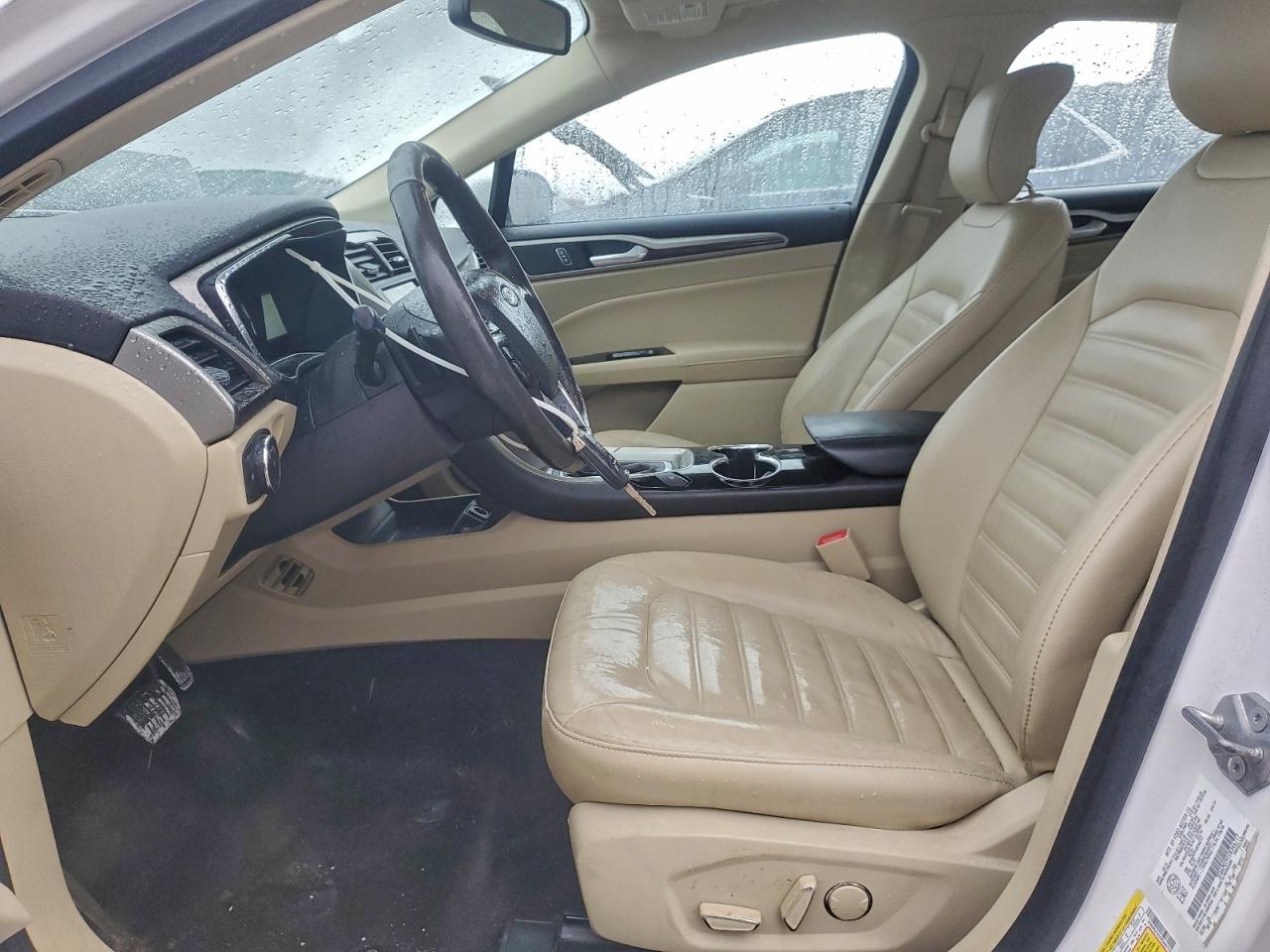 2014 Ford Fusion Se VIN: 3FA6P0T91ER346717 Lot: 92810855