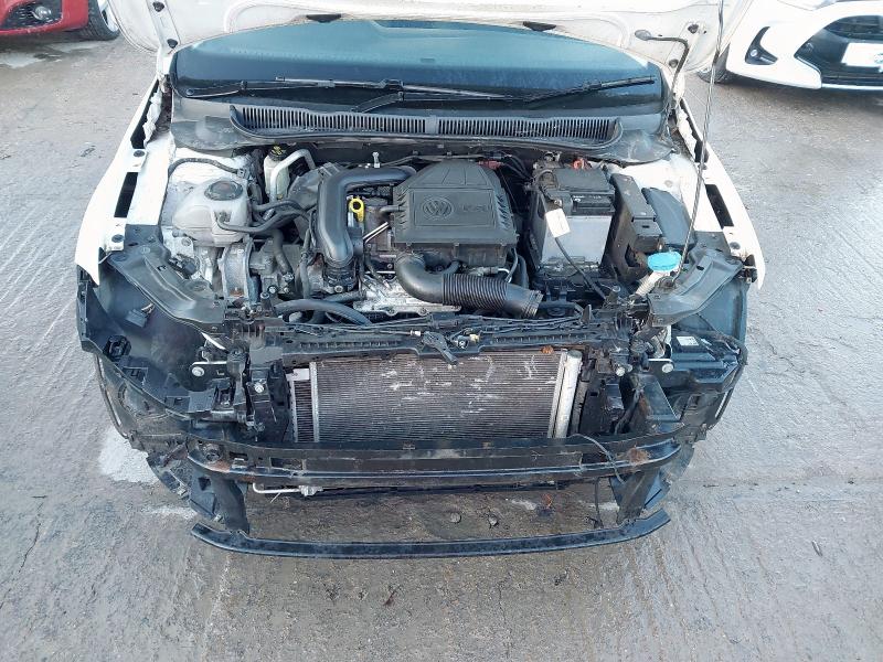 2018 VOLKSWAGEN POLO 1.0 TSI 95 SE 5DR