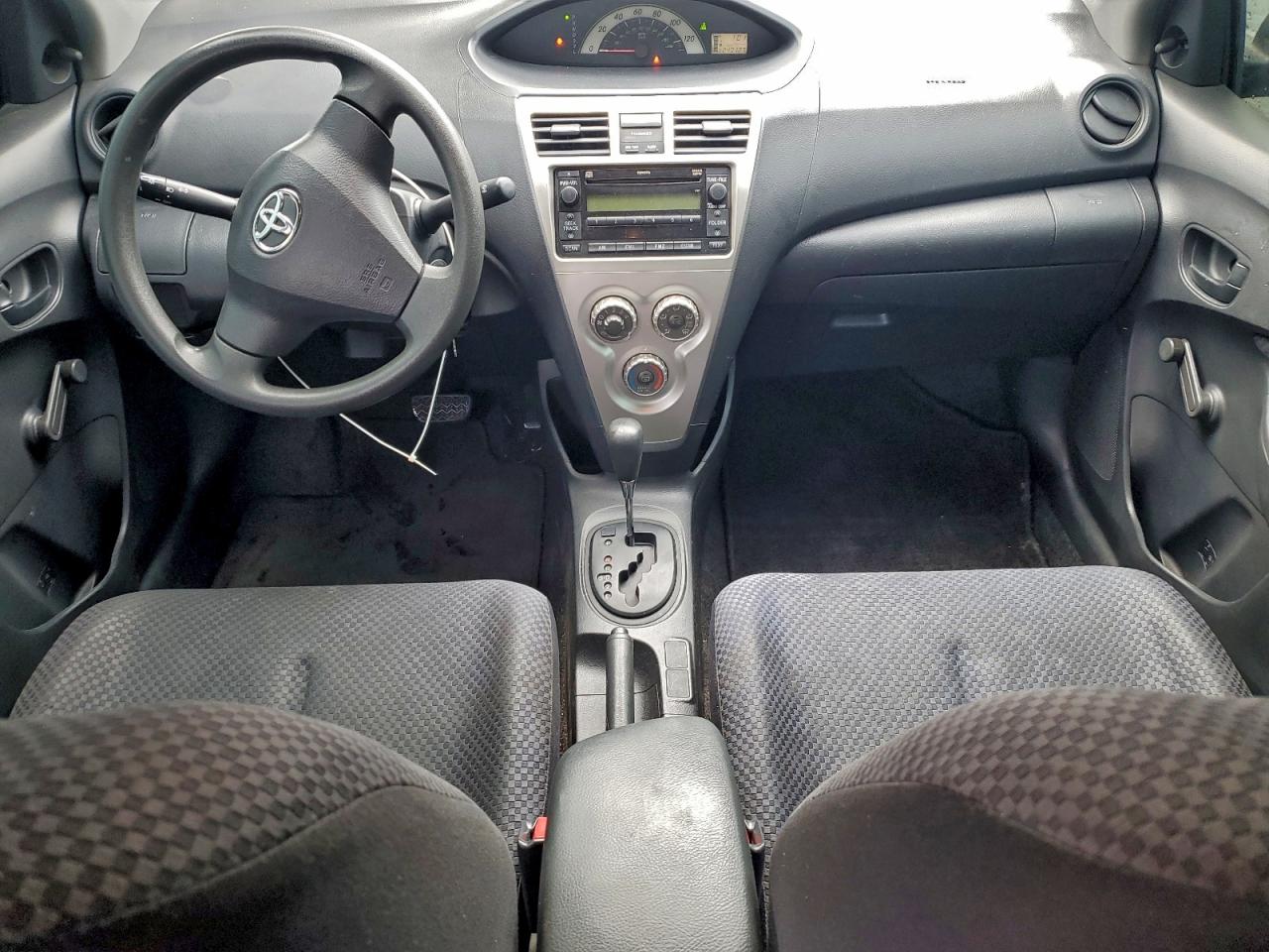 2007 Toyota Yaris VIN: JTDBT923471009008 Lot: 90923705