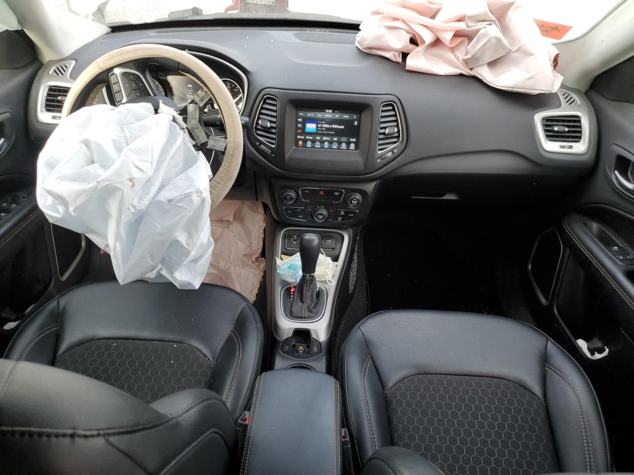 2018 Jeep Compass Latitude VIN: 3C4NJCBB8JT414344 Lot: 93191135