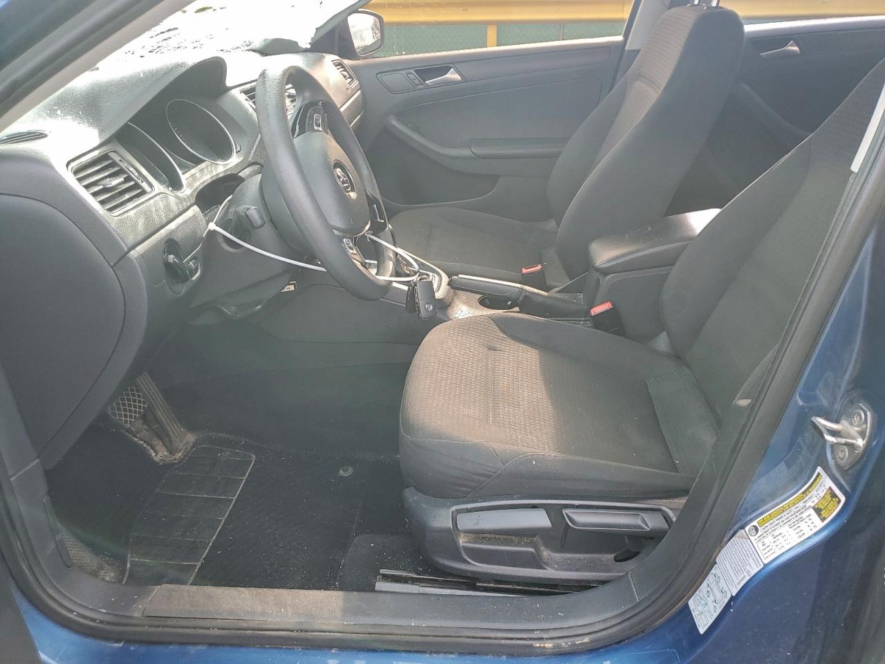 2015 Volkswagen Jetta Base VIN: 3VW2K7AJ1FM251583 Lot: 94384685