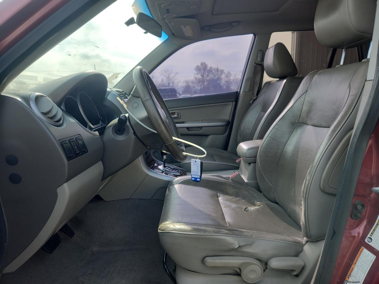 2008 Suzuki Grand Vitara Luxury VIN: JS3TE947784101102 Lot: 93219285