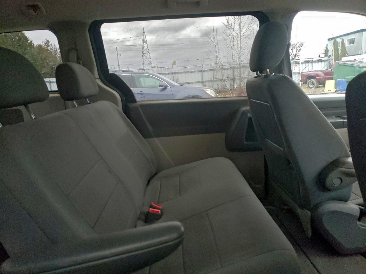 2008 Dodge Grand Caravan Se VIN: 2D8HN44H68R825071 Lot: 94680585