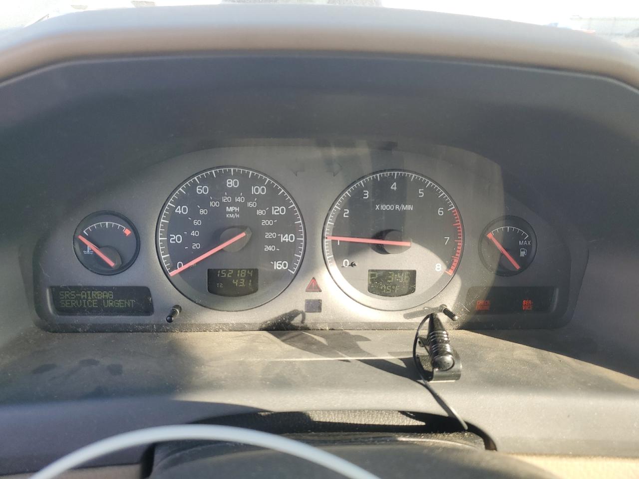 2001 Volvo V70 Xc VIN: YV1SZ58D611014137 Lot: 93623455