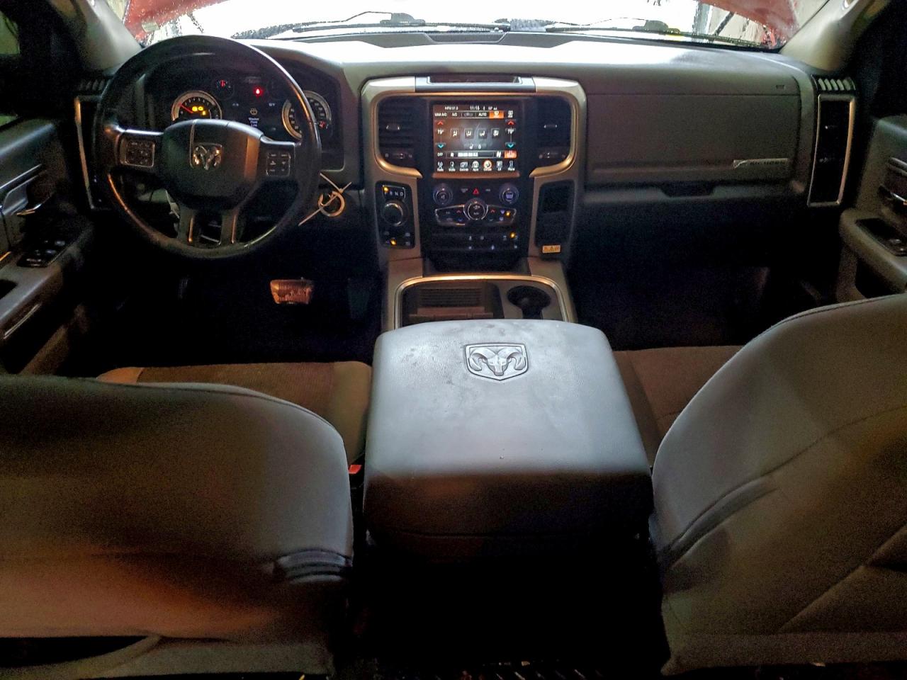 2017 Ram 1500 Slt VIN: 3C6RR7LT8HG605216 Lot: 93932175