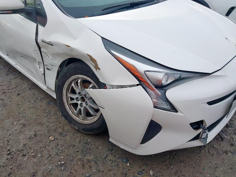 2018 TOYOTA PRIUS HYBRID 