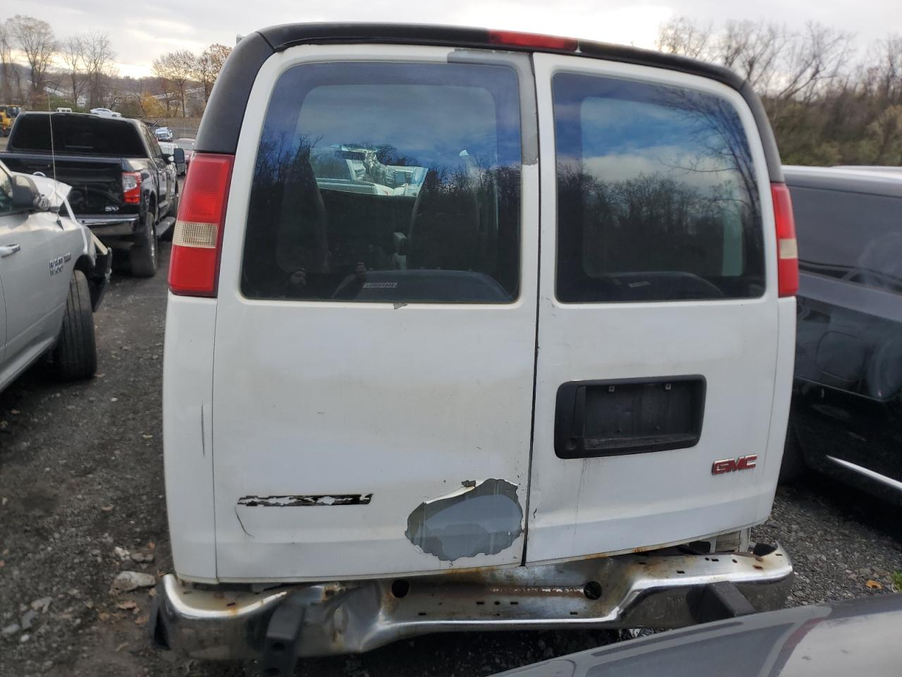 2014 GMC Savana G25 Van VIN: 1GTW7FCA8E1904631 Lot: 90078915