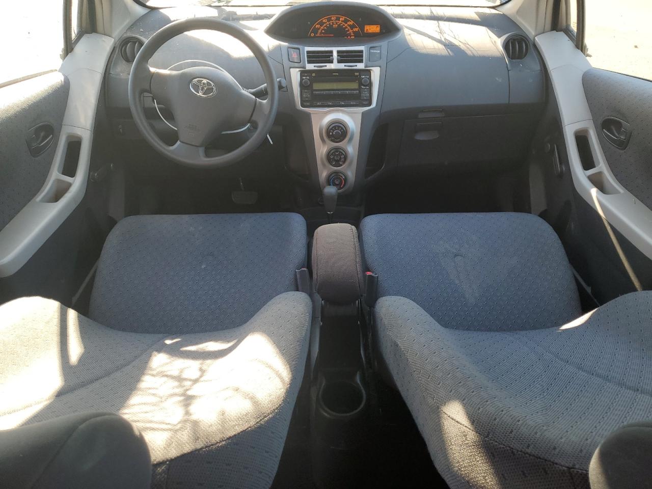 2009 Toyota Yaris VIN: JTDKT903595259131 Lot: 93568885