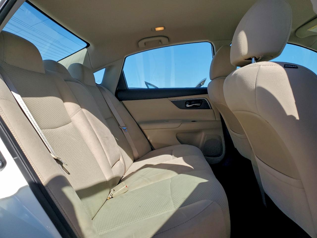 2015 Nissan Altima 2.5 VIN: 1N4AL3AP8FN917763 Lot: 94259505