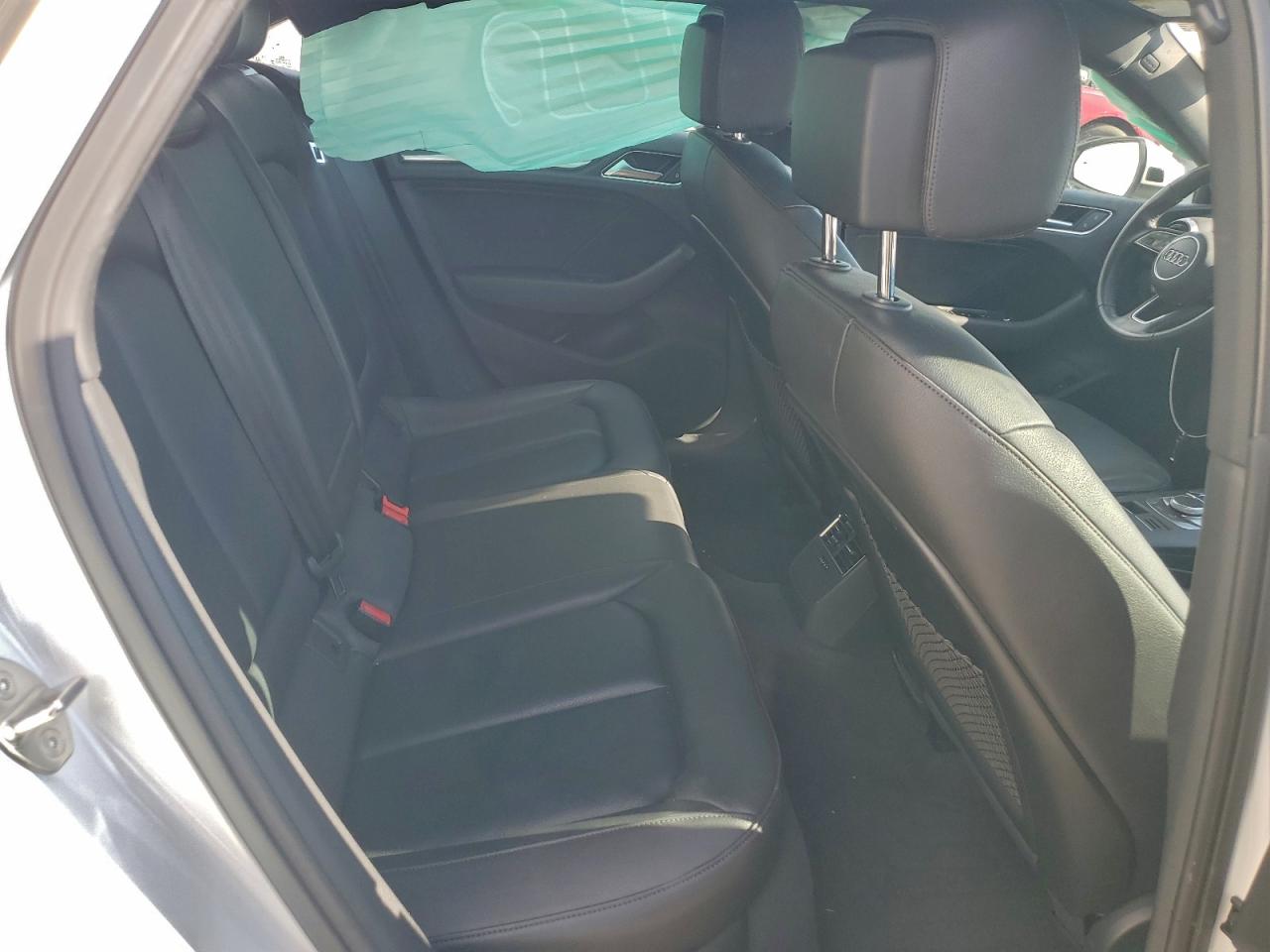 2018 Audi A3 Premium Plus VIN: WAUJ8GFF4J1011173 Lot: 93701365