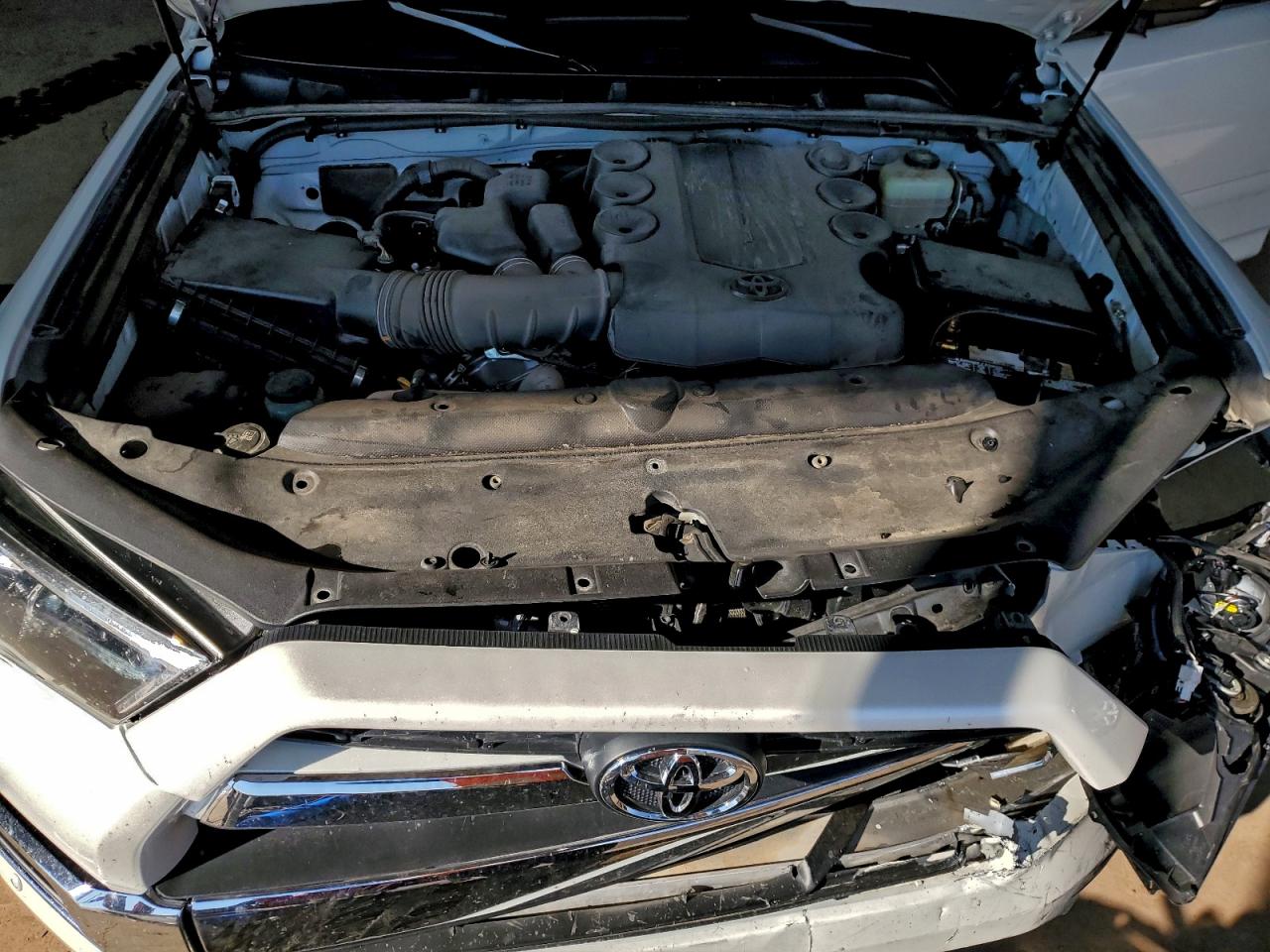 2019 Toyota 4Runner Sr5/Sr5 Premium VIN: JTEBU5JR7K5706472 Lot: 93985475