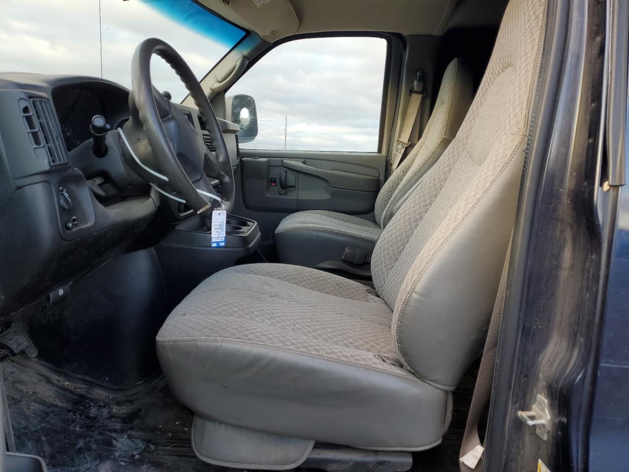 2006 Chevrolet Express Delivery Van VIN: 1GCFH15T561243432 Lot: 93191565