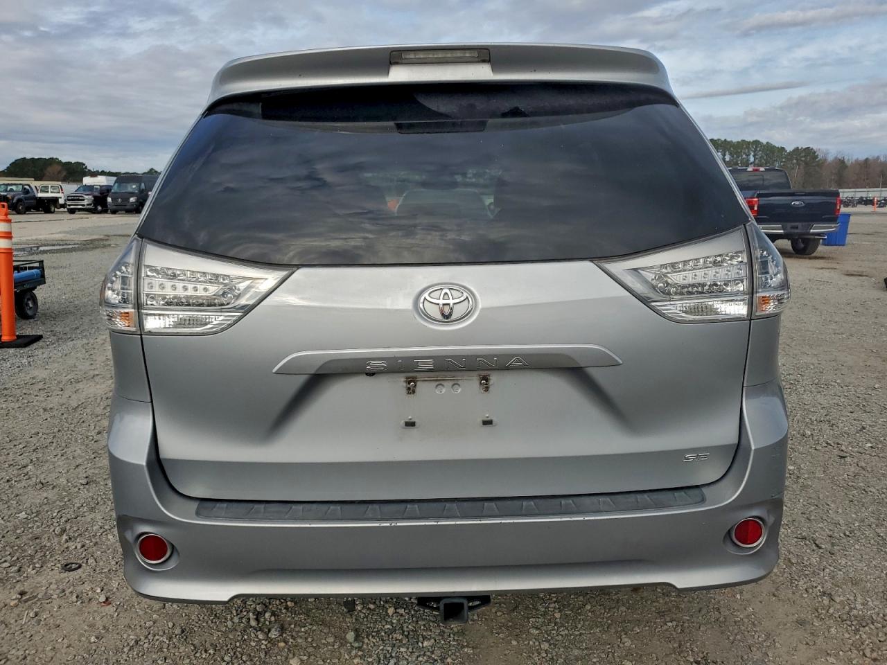 2015 Toyota Sienna Sport VIN: 5TDXK3DC9FS644343 Lot: 94043975