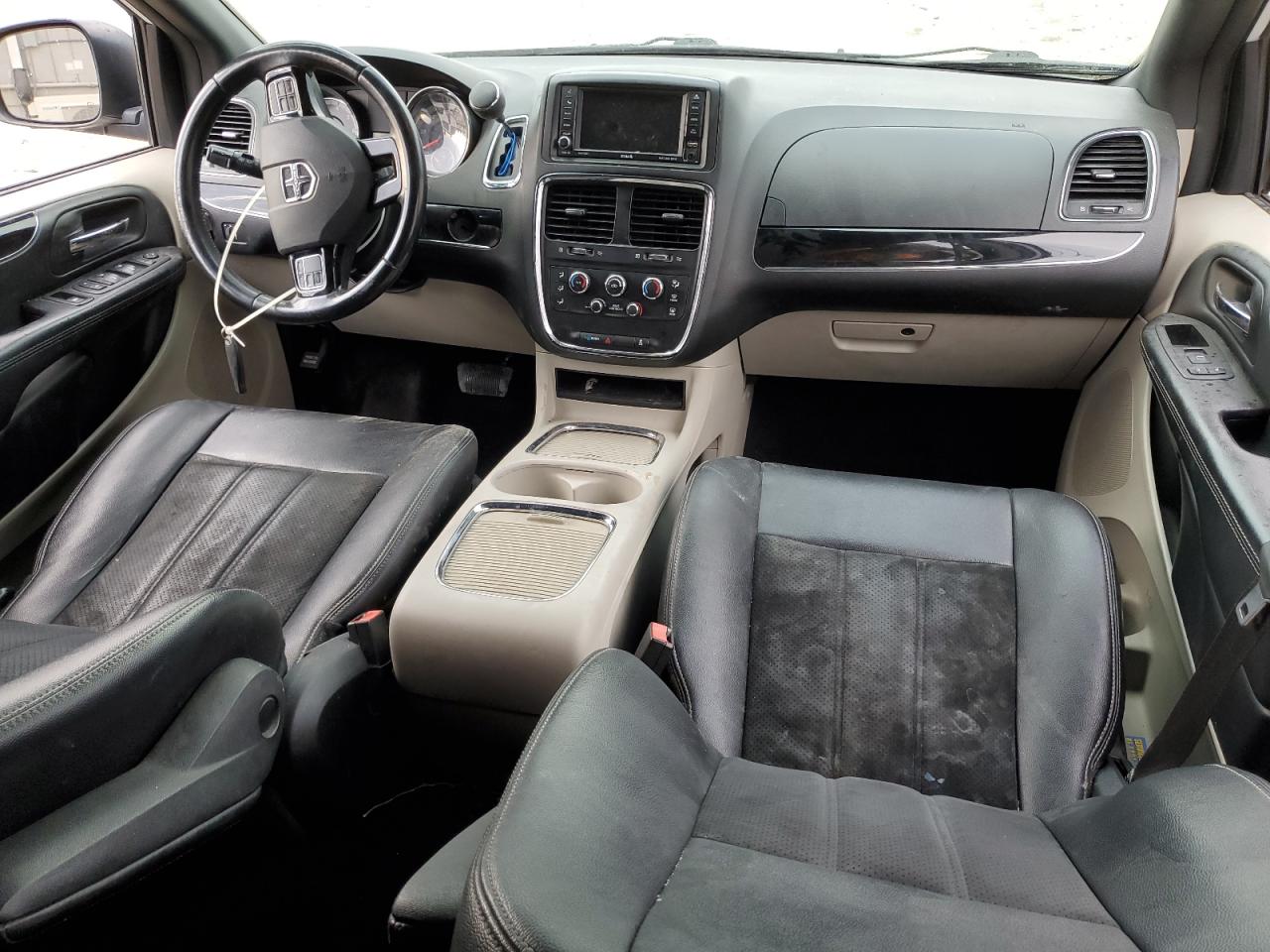 2018 Dodge Grand Caravan Sxt VIN: 2C4RDGCG8JR250042 Lot: 93047525