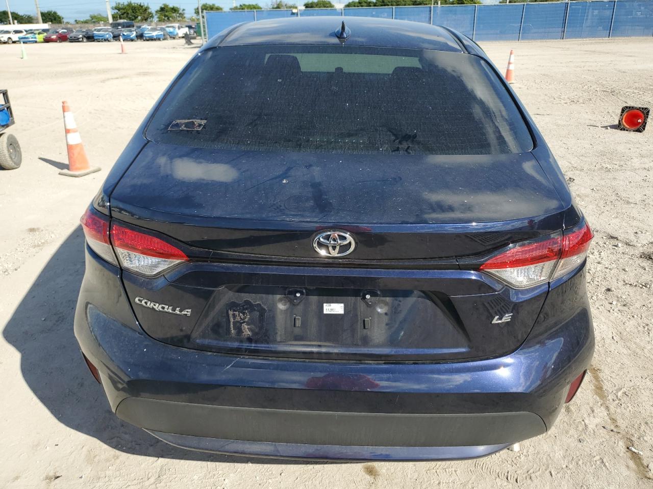 2022 Toyota Corolla Le VIN: 5YFEPMAE7NP381619 Lot: 92761515