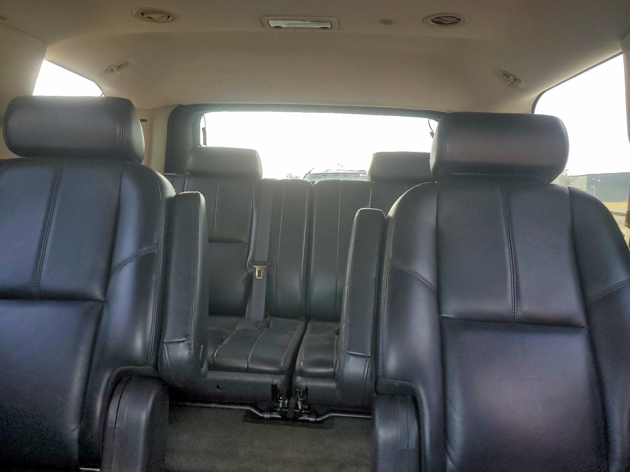 2007 Chevrolet Tahoe C1500 VIN: 1GNFC13J07R101354 Lot: 93640465