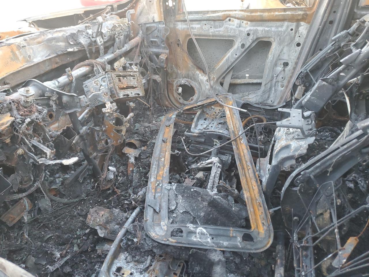 2011 Honda Pilot Touring VIN: 5FNYF4H93BB040234 Lot: 91875665