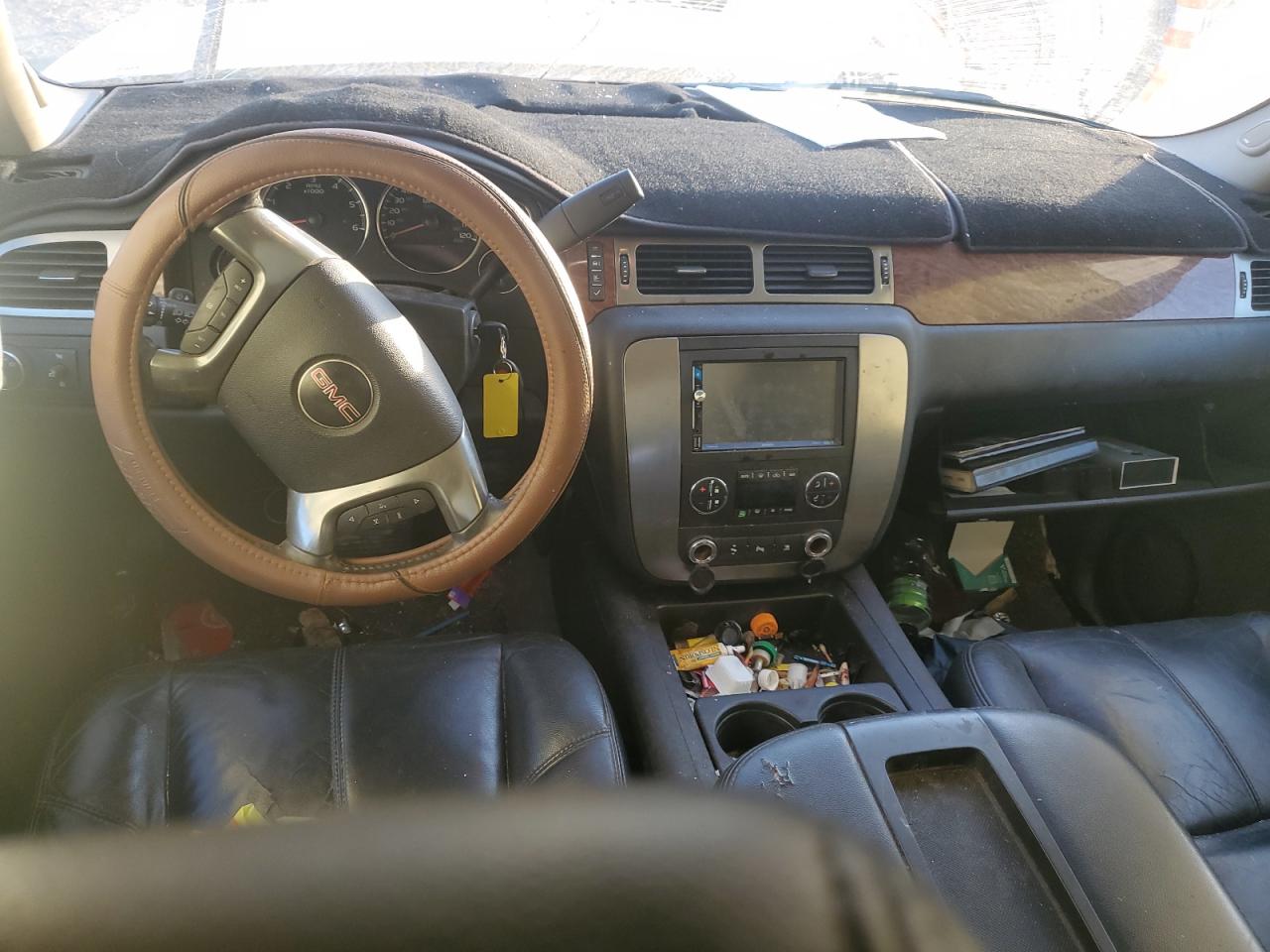 2007 GMC Yukon VIN: 1GKFC13J87J103333 Lot: 90884985