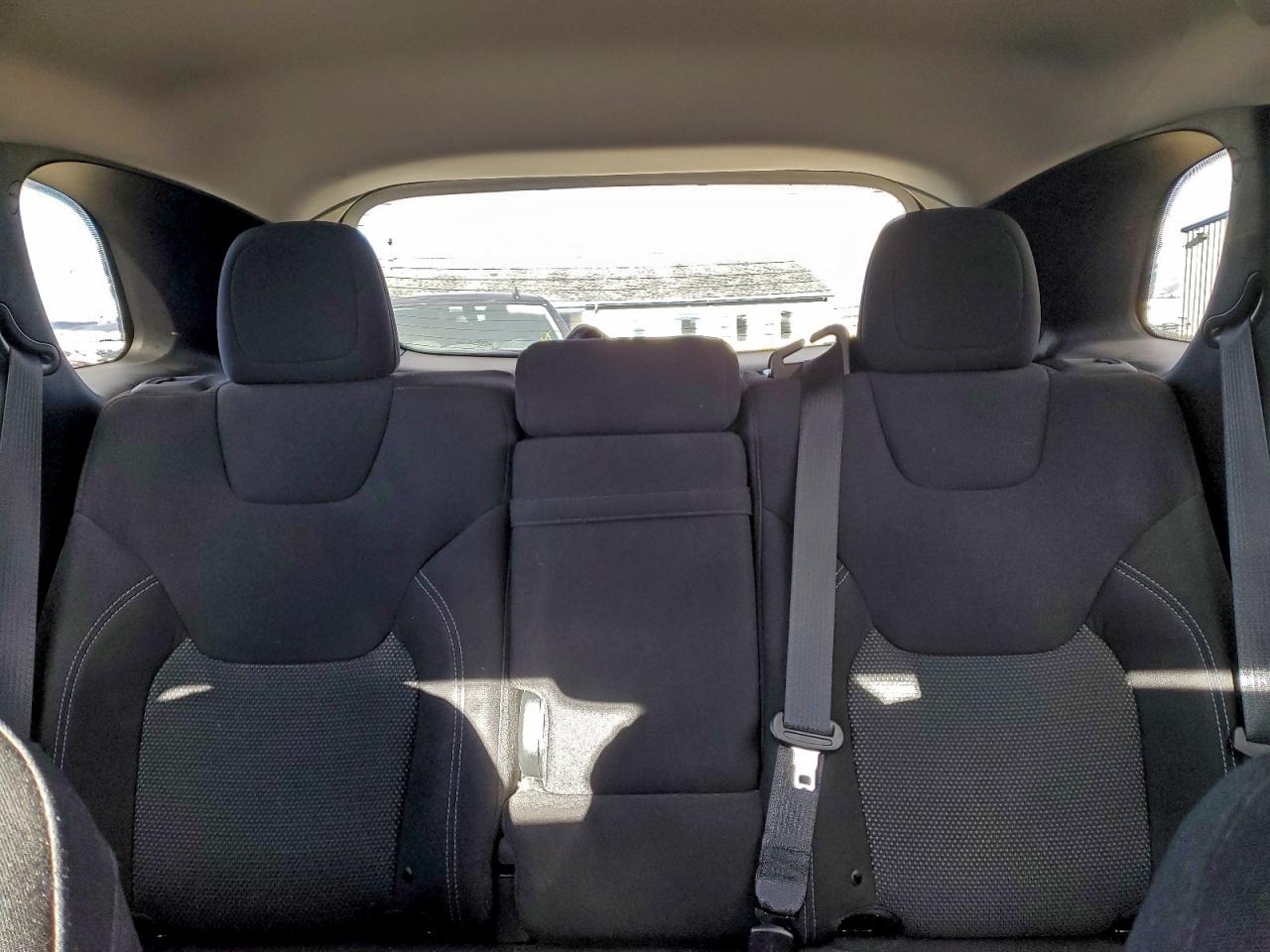 2019 Jeep Cherokee Latitude VIN: 1C4PJLCB8KD381974 Lot: 94225585