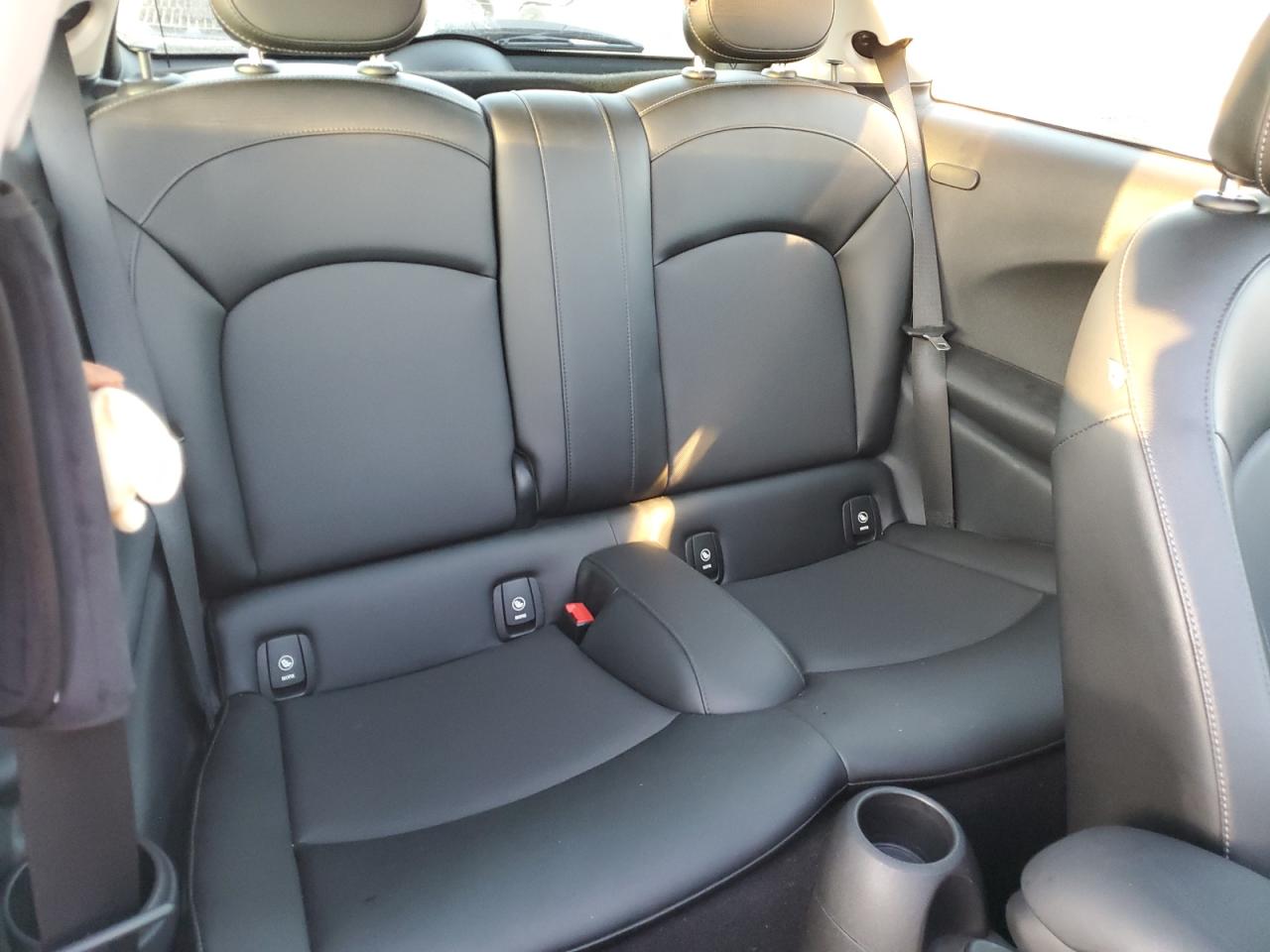 2015 Mini Cooper VIN: WMWXM5C52FT942868 Lot: 92210255